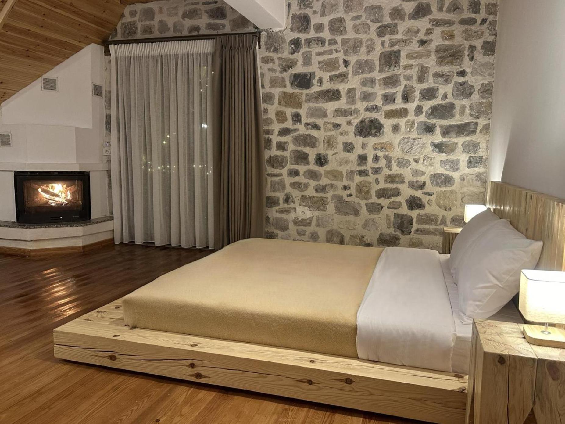 Valter & Drita'S Guesthouse Theth Esterno foto