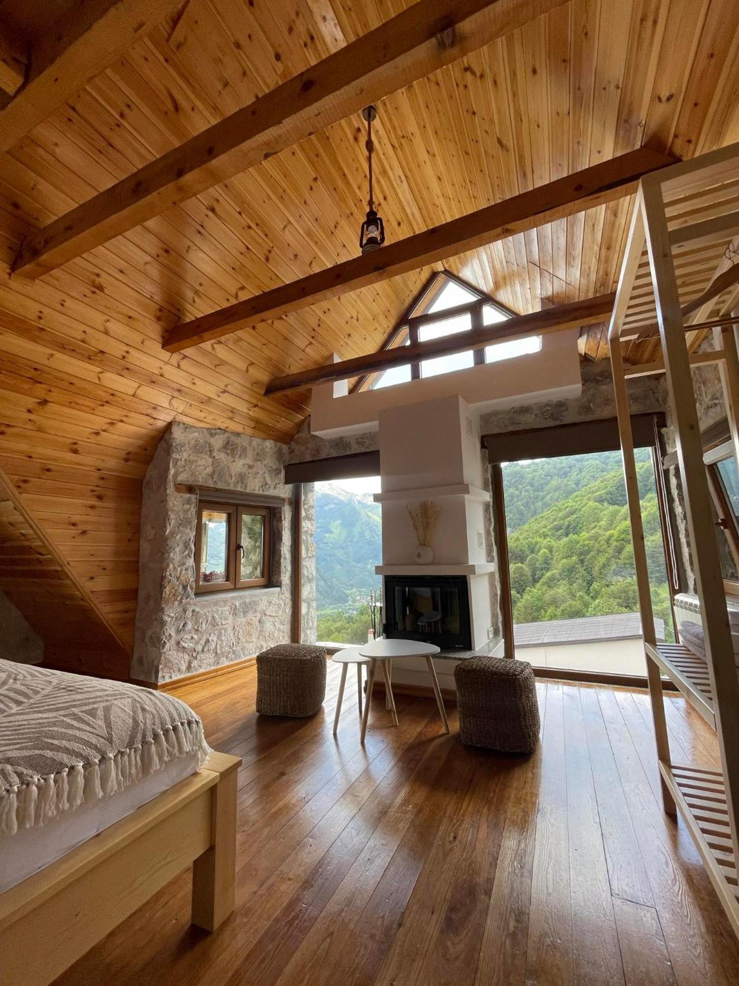 Valter & Drita'S Guesthouse Theth Esterno foto